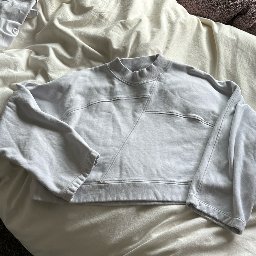 Lululemon cropped sweatshirt